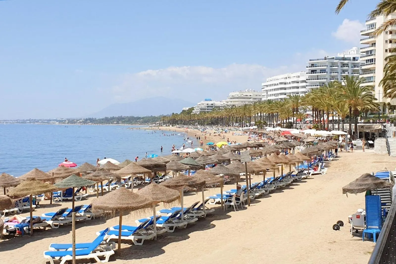 Marbella Center Beach 0*,